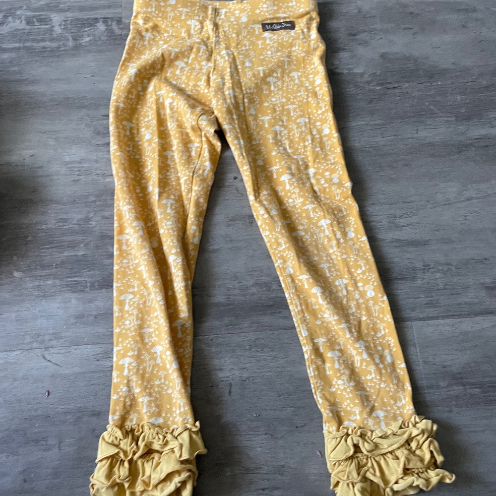 Yellow mushroom ruffle pants, Matilda, Jane size 6